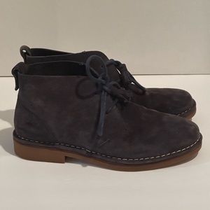 Hush Puppies Navy Suede Desert Boot, EUC, Size 7.5